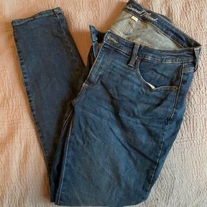 Universal Thread jeans